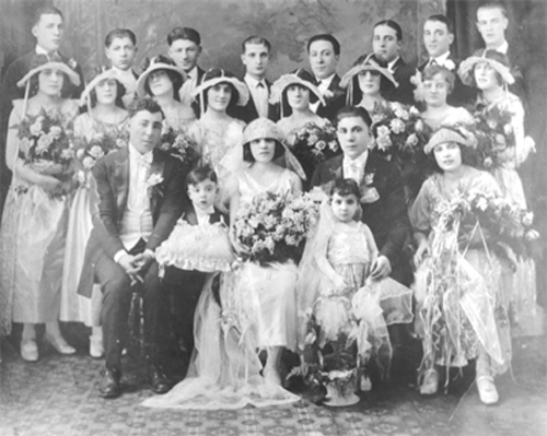 oldfamilywedding